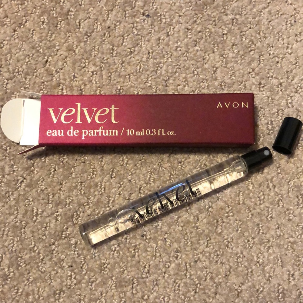 Avon Velvet Spray - Brand New